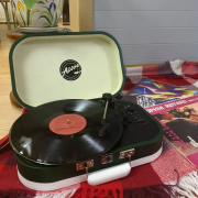 Плеер + наушники Alive Audio VINTAGE Cades Gin