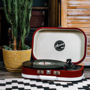 Плеер + наушники Alive Audio VINTAGE Strawberry Fields